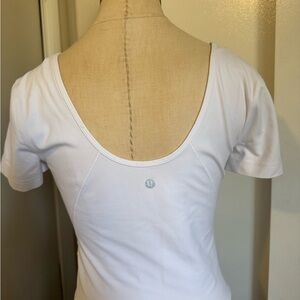 lululemon athletica Classic White Short Sleeve Tee